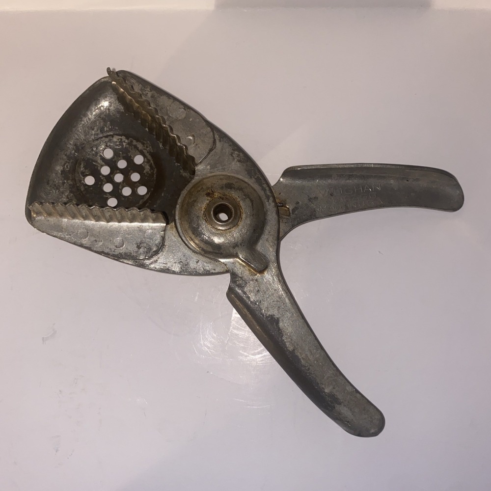 Vintage Lime & Lemon Squeezer Kitchen Gadget